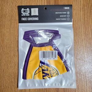 Los Angeles Lakers Face Mask Covering Ultra Game Basketball Nike Kobe LeBron AD